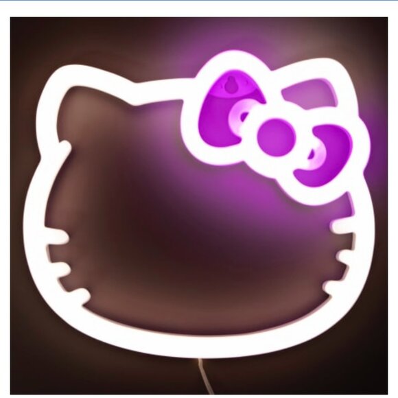Hello Kitty® Wall Decoration Light-Up Kitty Shaped Lamp NWT - Picture 1 of 6